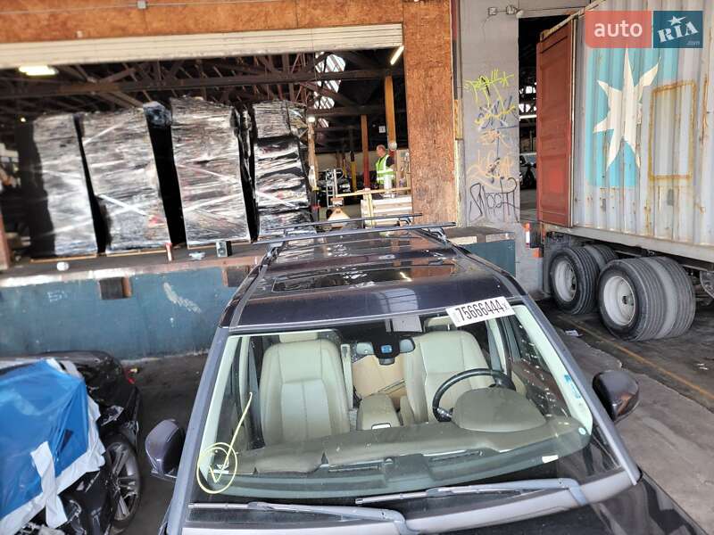 Позашляховик / Кросовер Land Rover Discovery 2015 в Черкасах