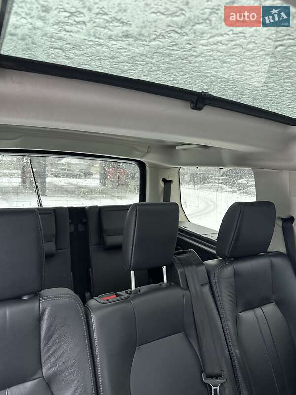 Внедорожник / Кроссовер Land Rover Discovery 2015 в Львове