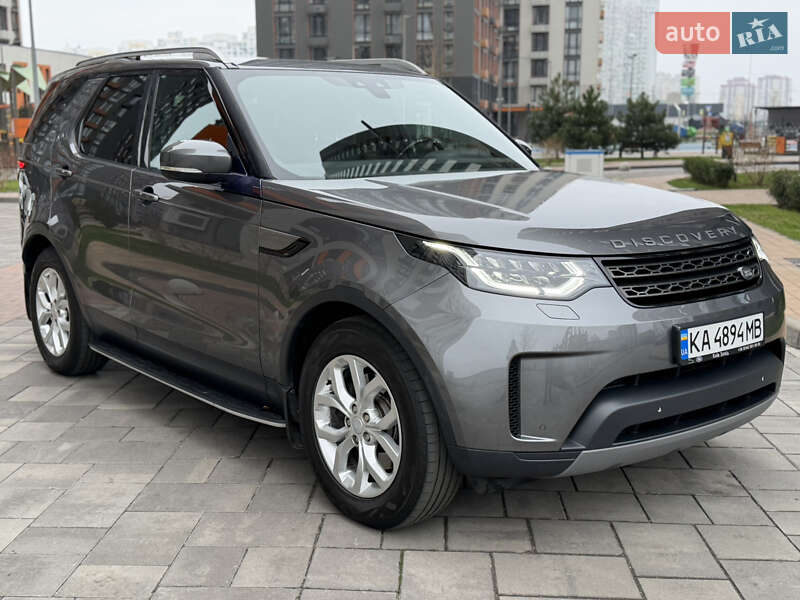 Внедорожник / Кроссовер Land Rover Discovery 2017 в Киеве