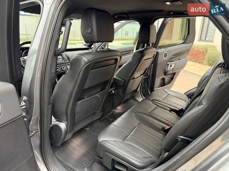 Внедорожник / Кроссовер Land Rover Discovery 2017 в Киеве