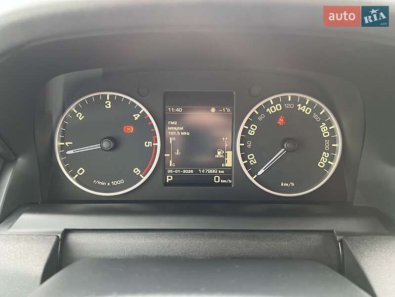 Внедорожник / Кроссовер Land Rover Discovery 2016 в Днепре