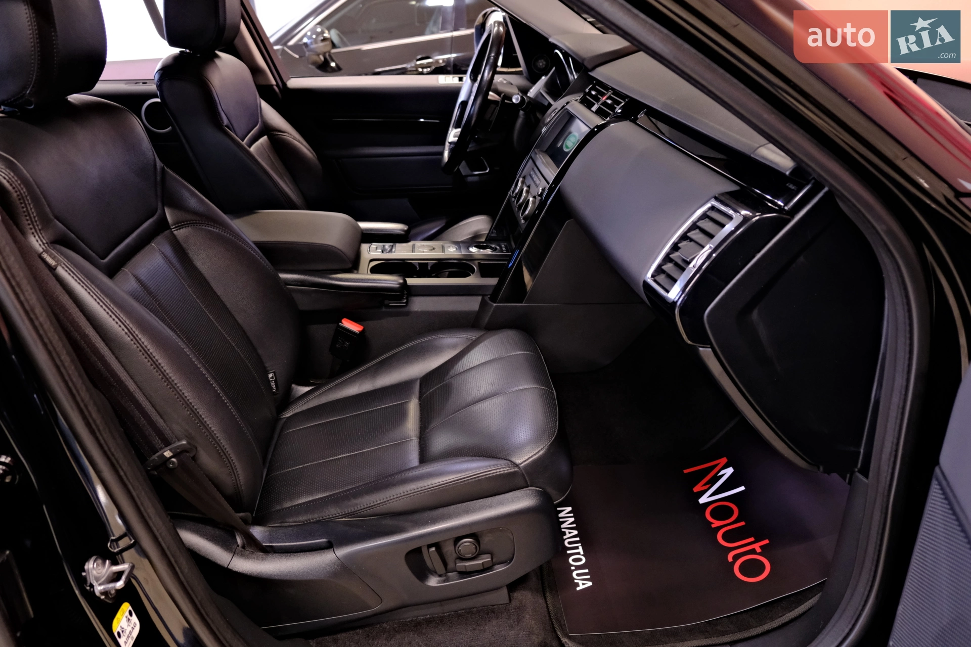 2019 Land Rover Discovery - мініатюра 42