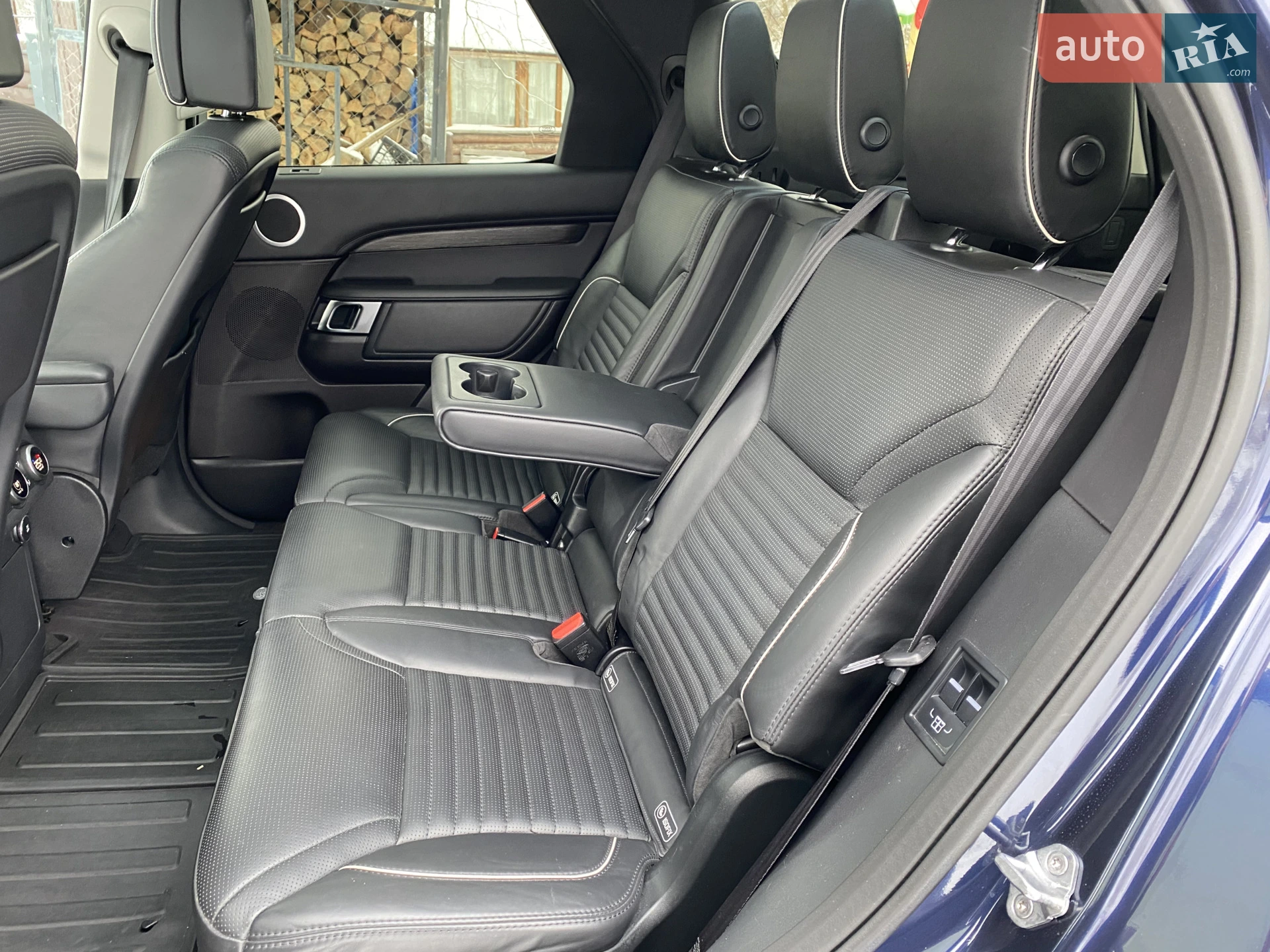 2018 Land Rover Discovery - мініатюра 61