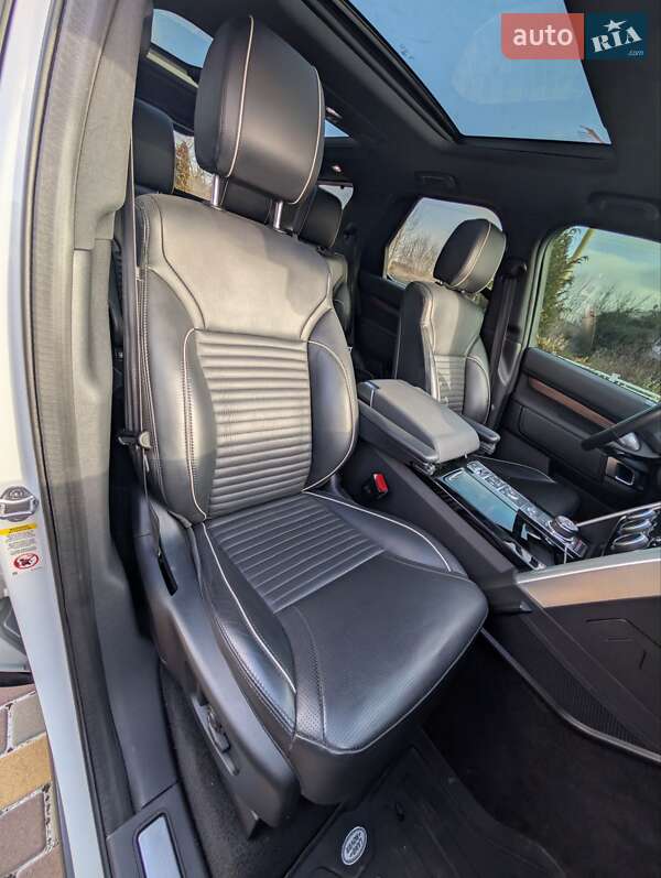 Внедорожник / Кроссовер Land Rover Discovery 2019 в Южноукраинске фото 23 Внедорожник / Кроссовер Land Rover Discovery 2019 в Южноукраинске