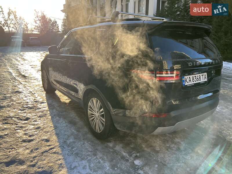 Внедорожник / Кроссовер Land Rover Discovery 2017 в Киеве