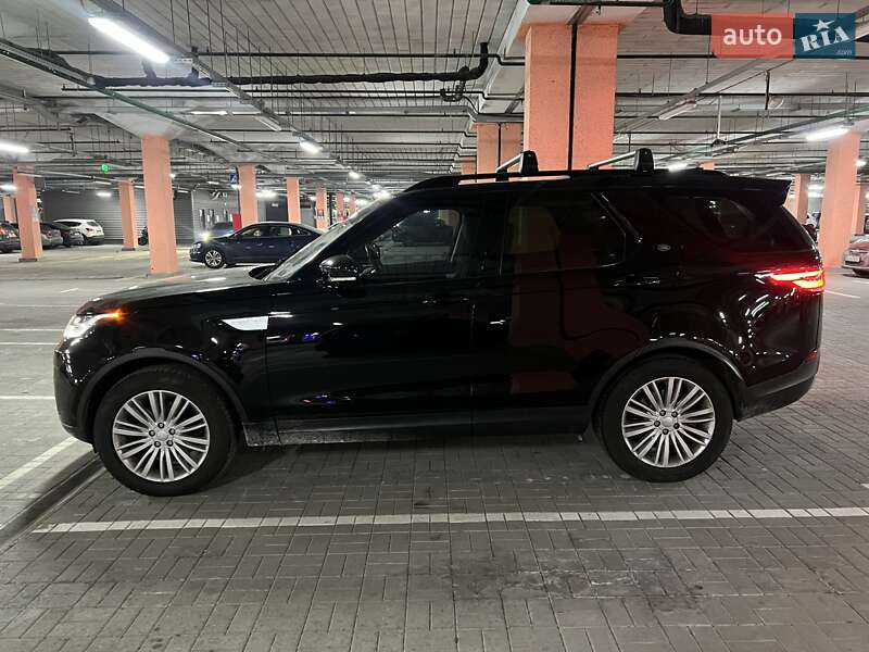 Внедорожник / Кроссовер Land Rover Discovery 2017 в Киеве