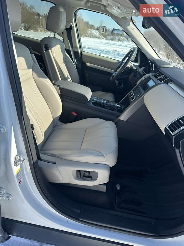 Внедорожник / Кроссовер Land Rover Discovery 2019 в Киеве