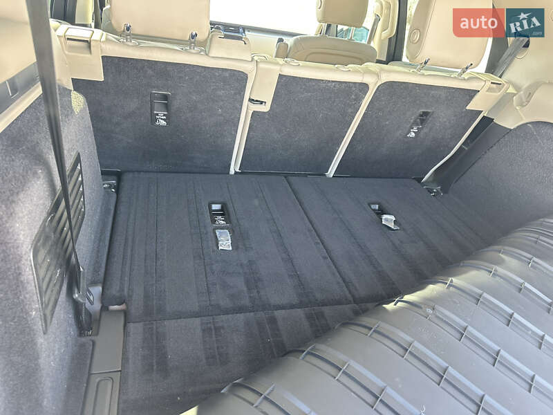 Внедорожник / Кроссовер Land Rover Discovery 2019 в Киеве