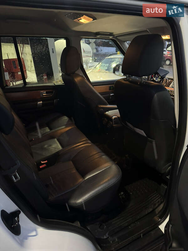 Внедорожник / Кроссовер Land Rover Discovery 2014 в Киеве