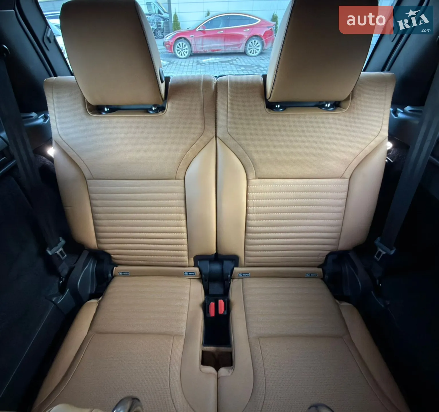 2018 Land Rover Discovery - мініатюра 26