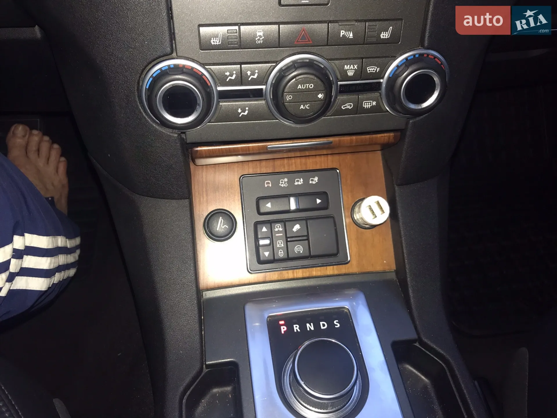 2012 Land Rover Discovery - мініатюра 18