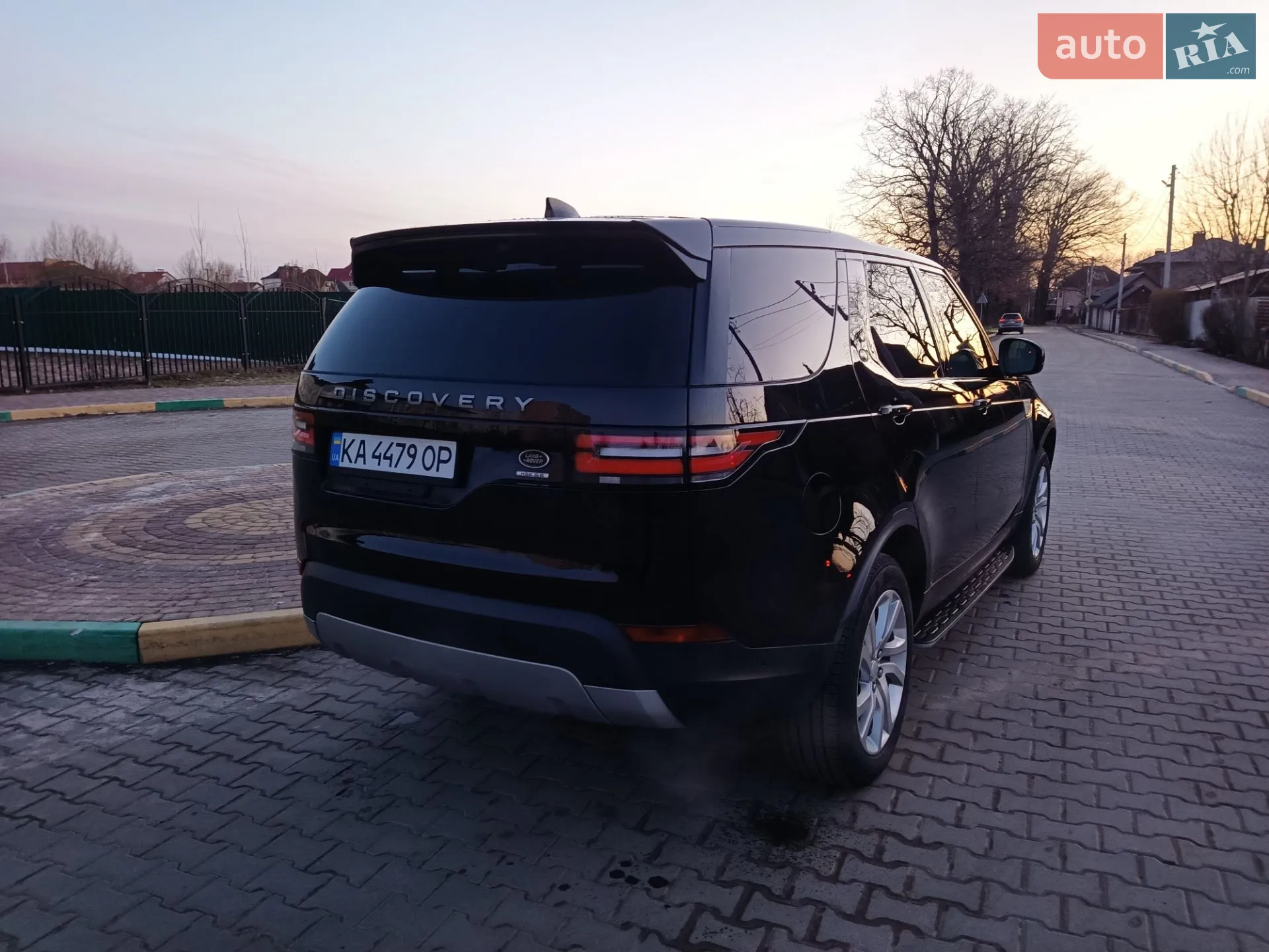2018 Land Rover Discovery - мініатюра 15