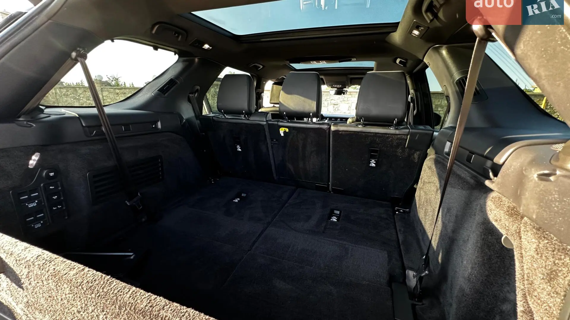 2020 Land Rover Discovery - мініатюра 37