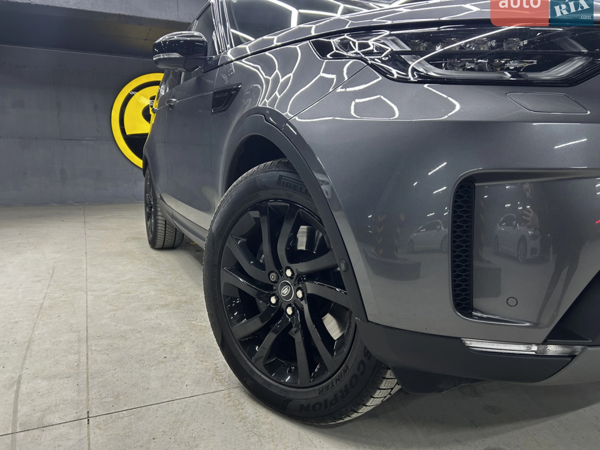 2018 Land Rover Discovery - мініатюра 2