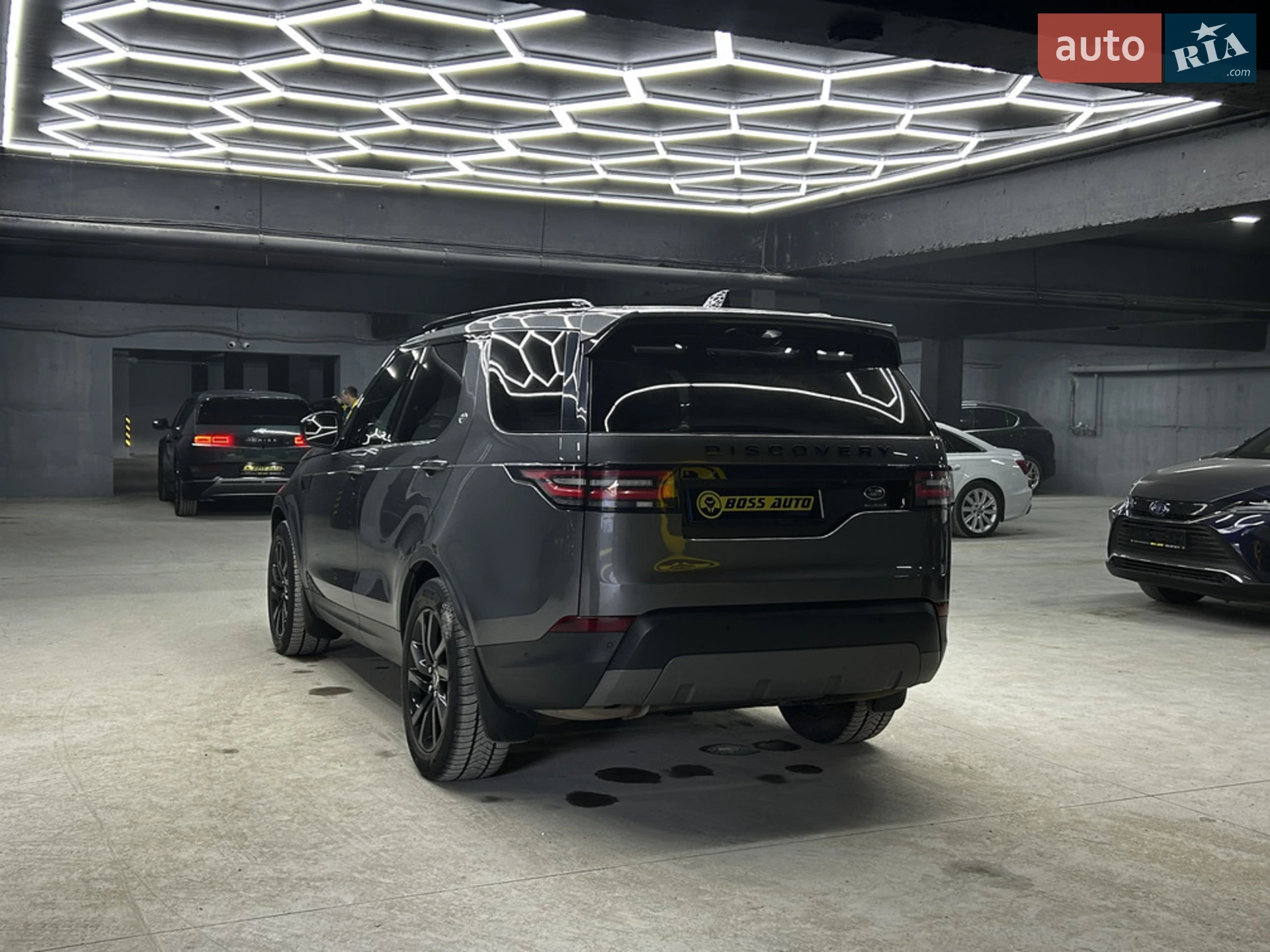 2018 Land Rover Discovery - мініатюра 6