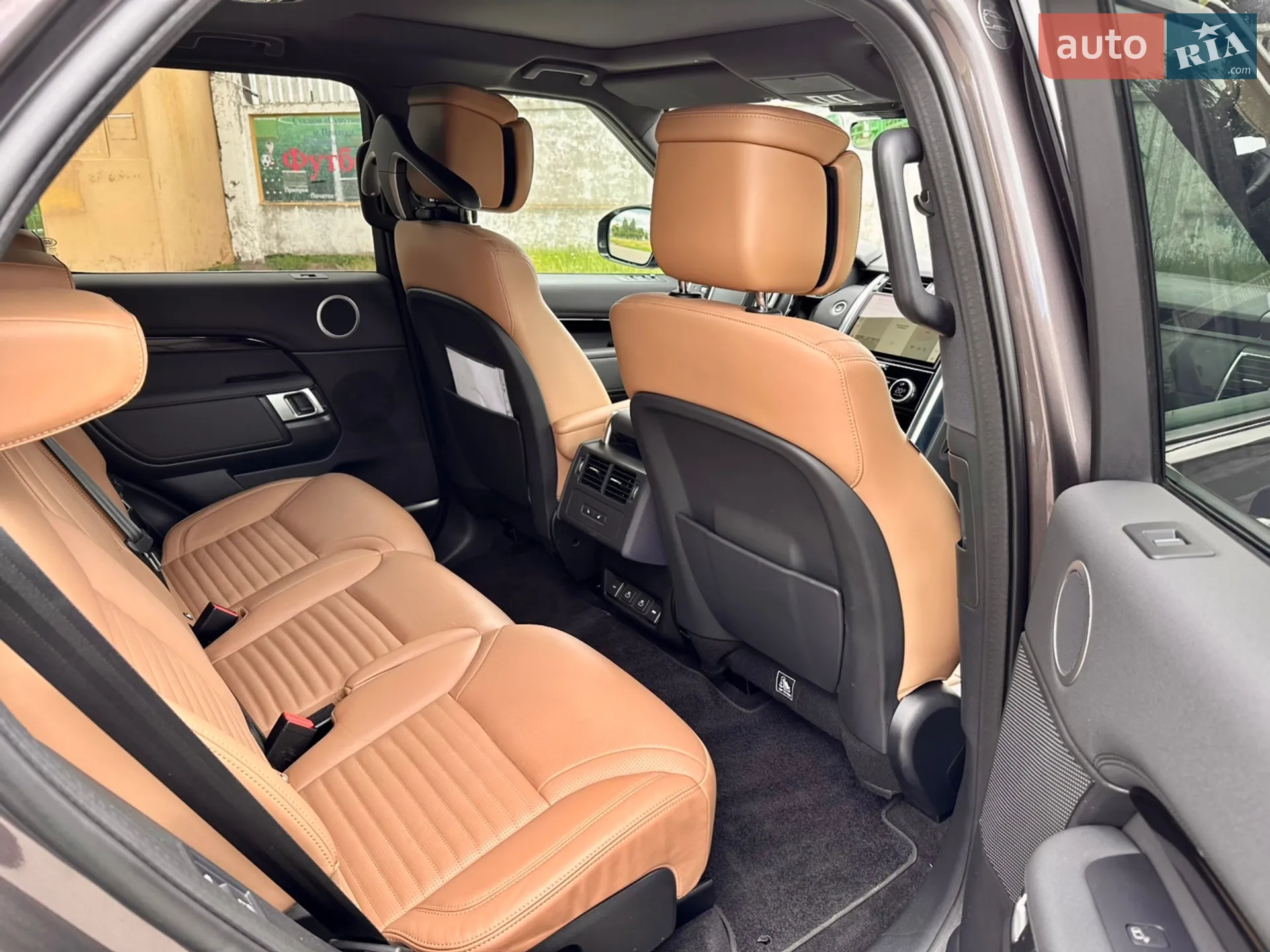 2021 Land Rover Discovery - мініатюра 49