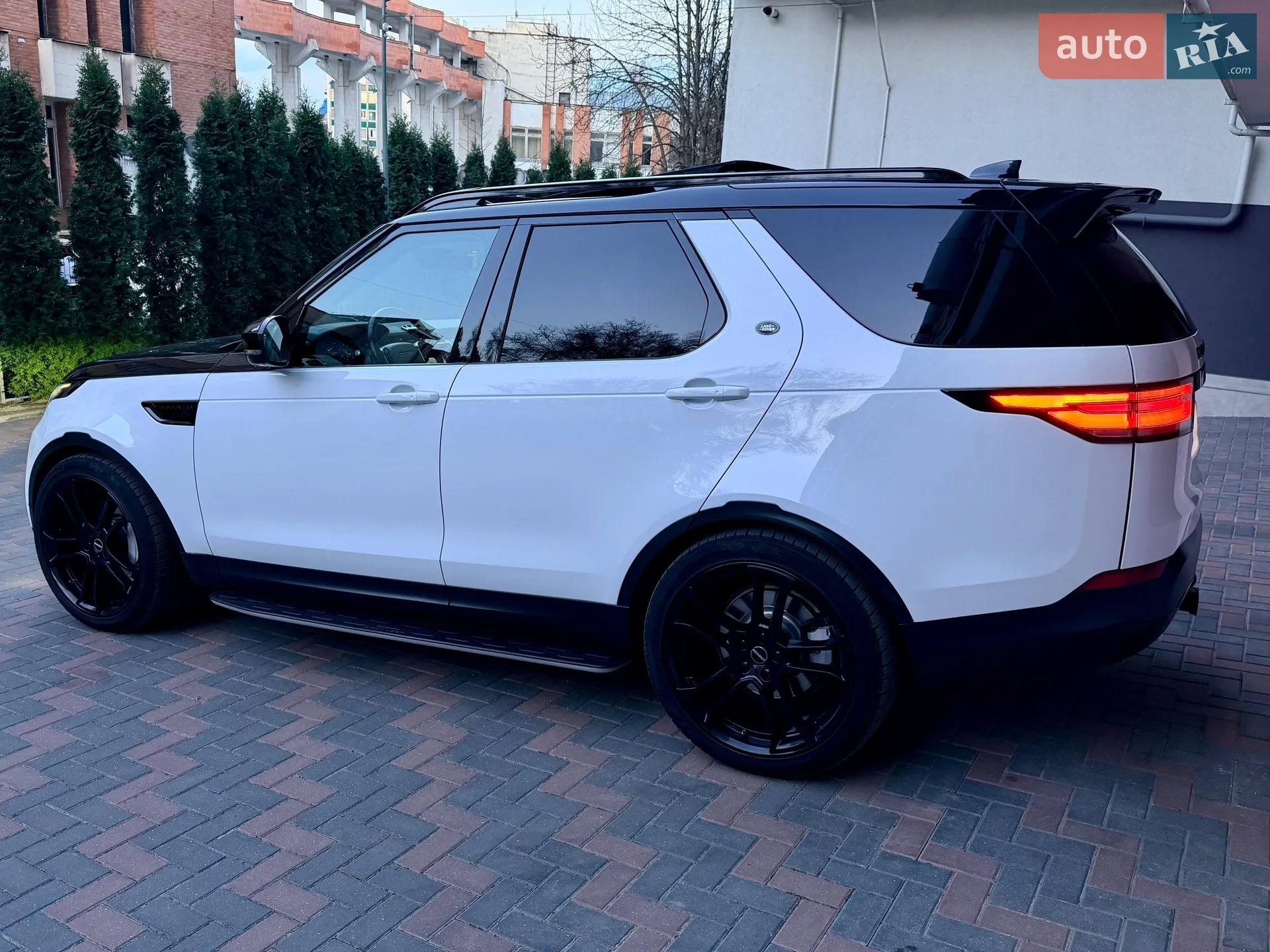 2018 Land Rover Discovery - мініатюра 6