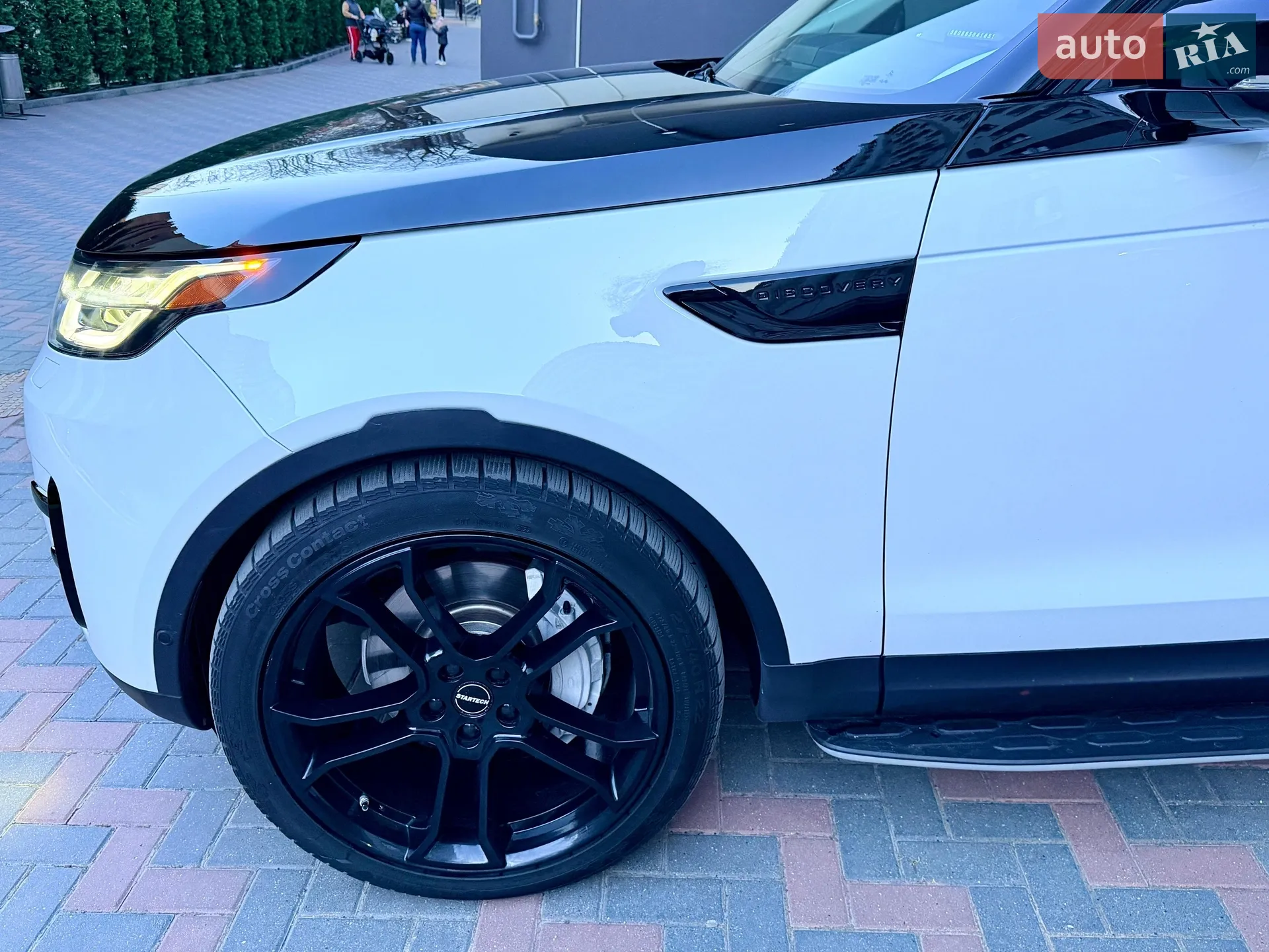 2018 Land Rover Discovery - мініатюра 8