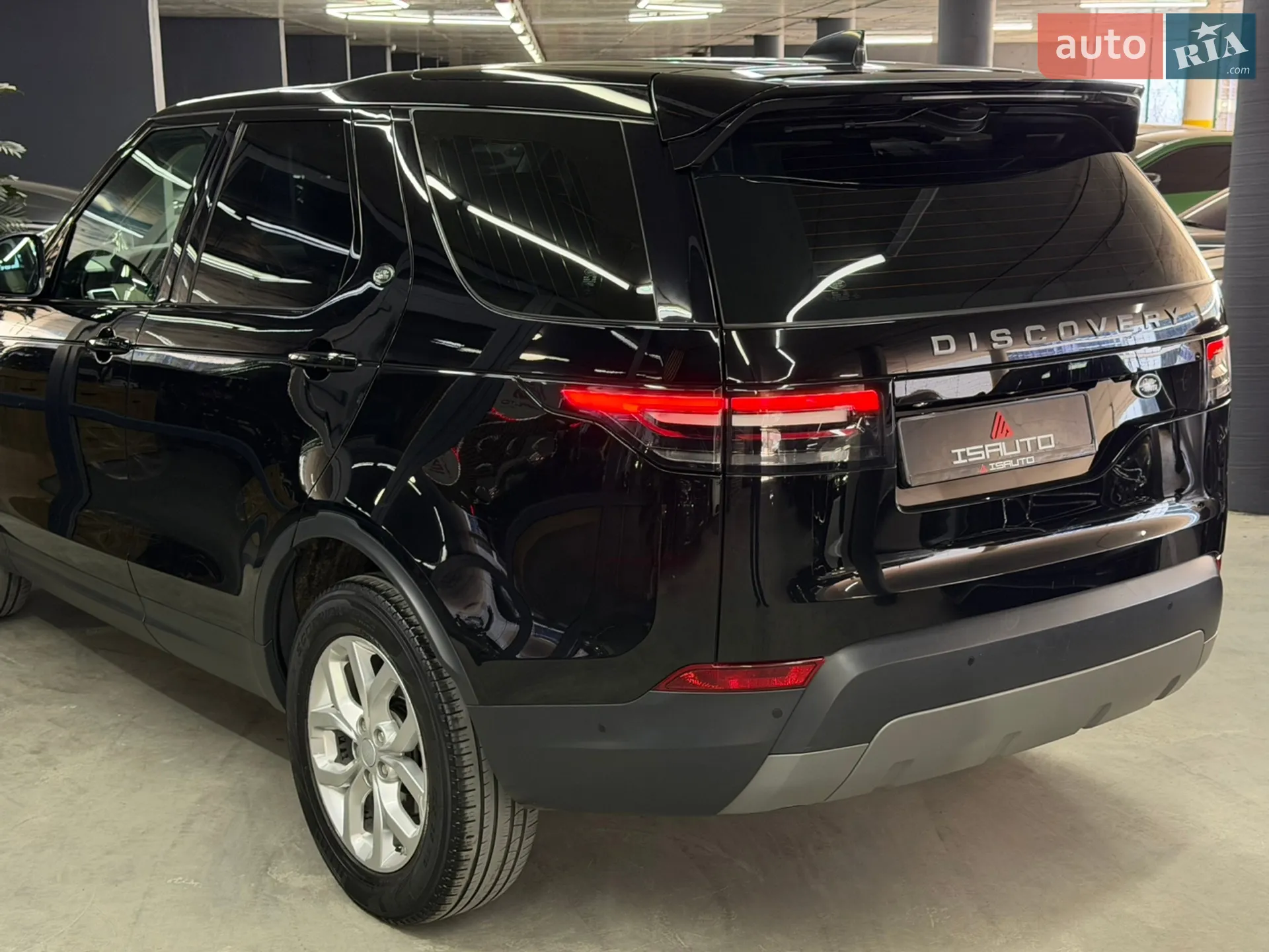 2019 Land Rover Discovery - мініатюра 12