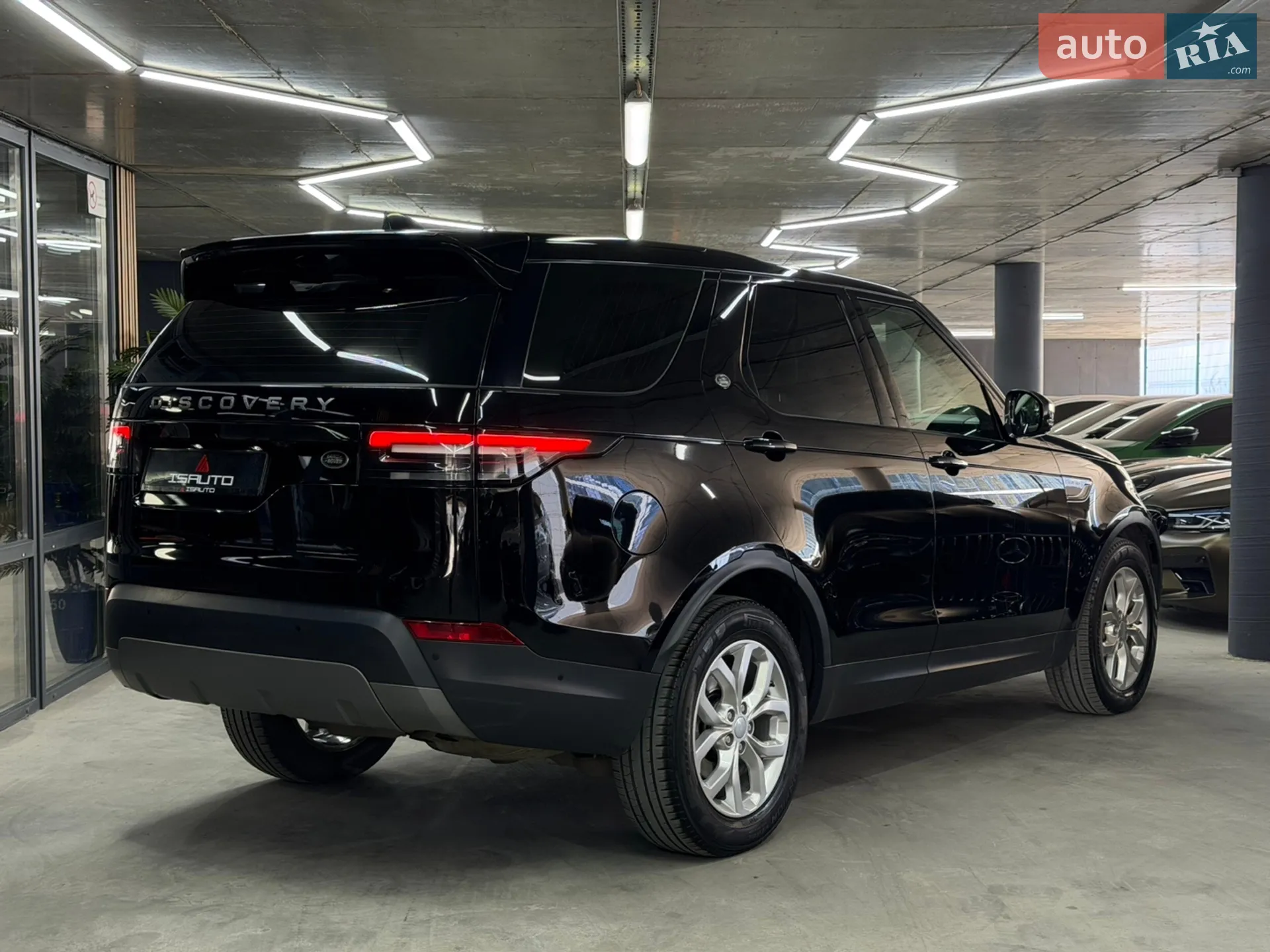 2019 Land Rover Discovery - мініатюра 16