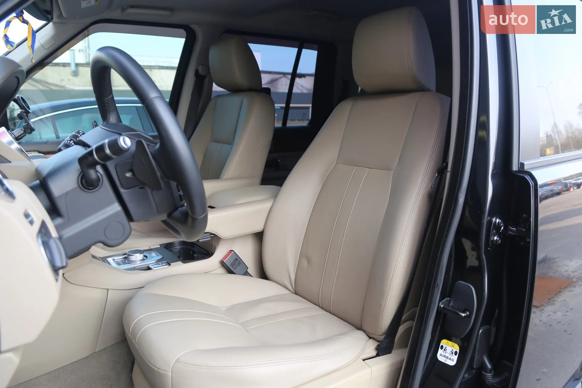 2015 Land Rover Discovery - мініатюра 9