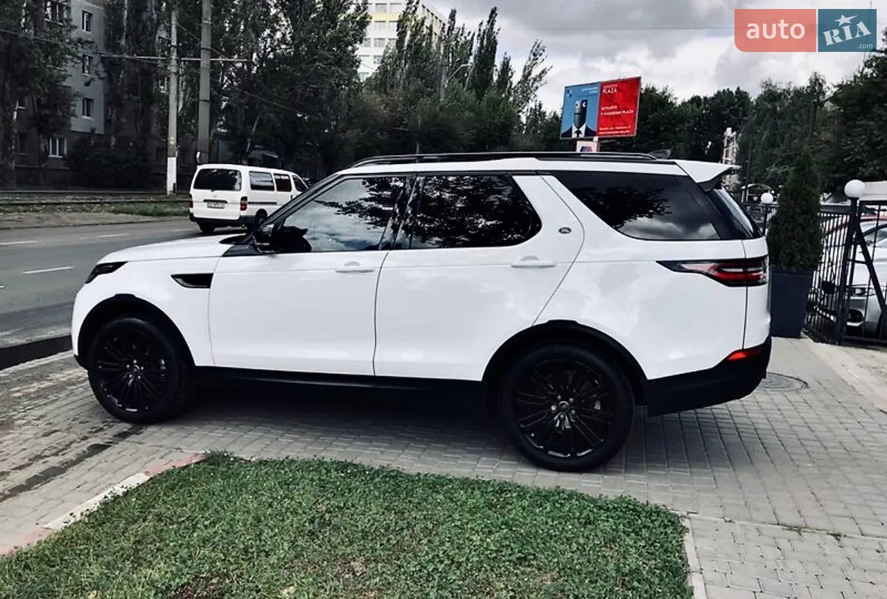 2017 Land Rover Discovery - мініатюра 51