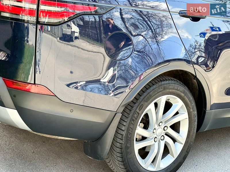 Внедорожник / Кроссовер Land Rover Discovery 2018 в Тернополе