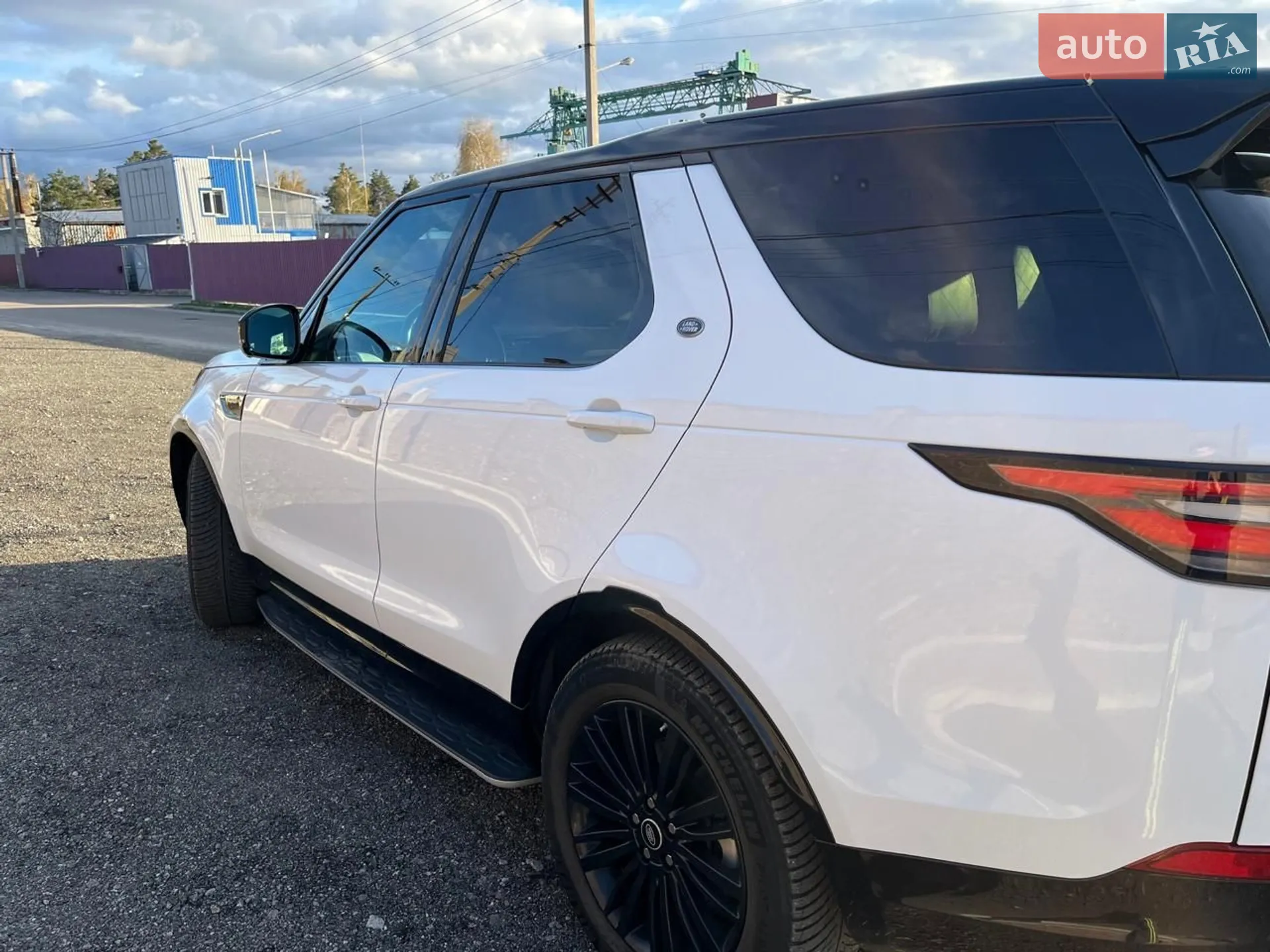 2017 Land Rover Discovery - мініатюра 4