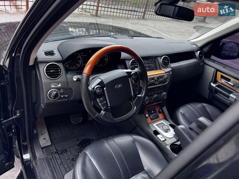 Внедорожник / Кроссовер Land Rover Discovery 2014 в Киеве