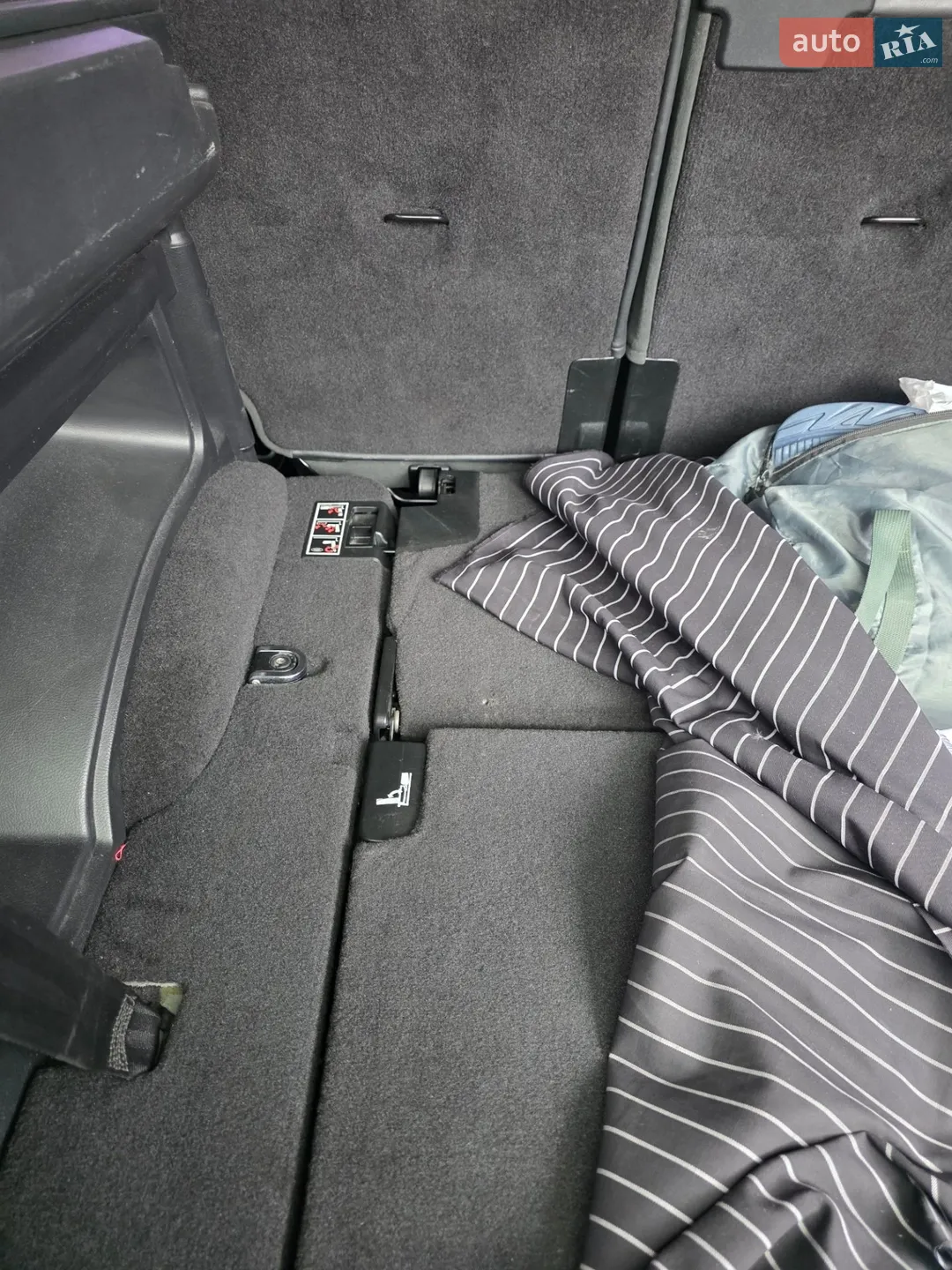 2013 Land Rover Discovery - мініатюра 12