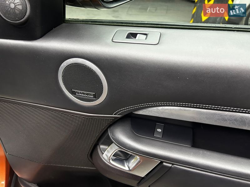 Позашляховик / Кросовер Land Rover Discovery 2017 в Чернівцях