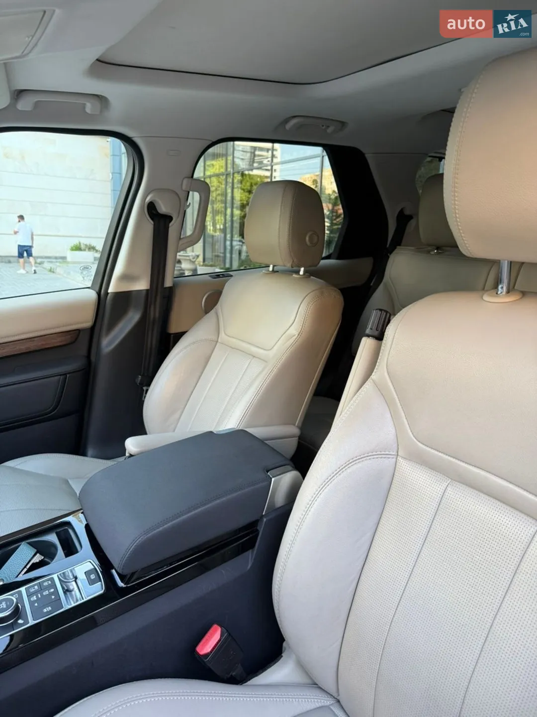 2017 Land Rover Discovery - мініатюра 7