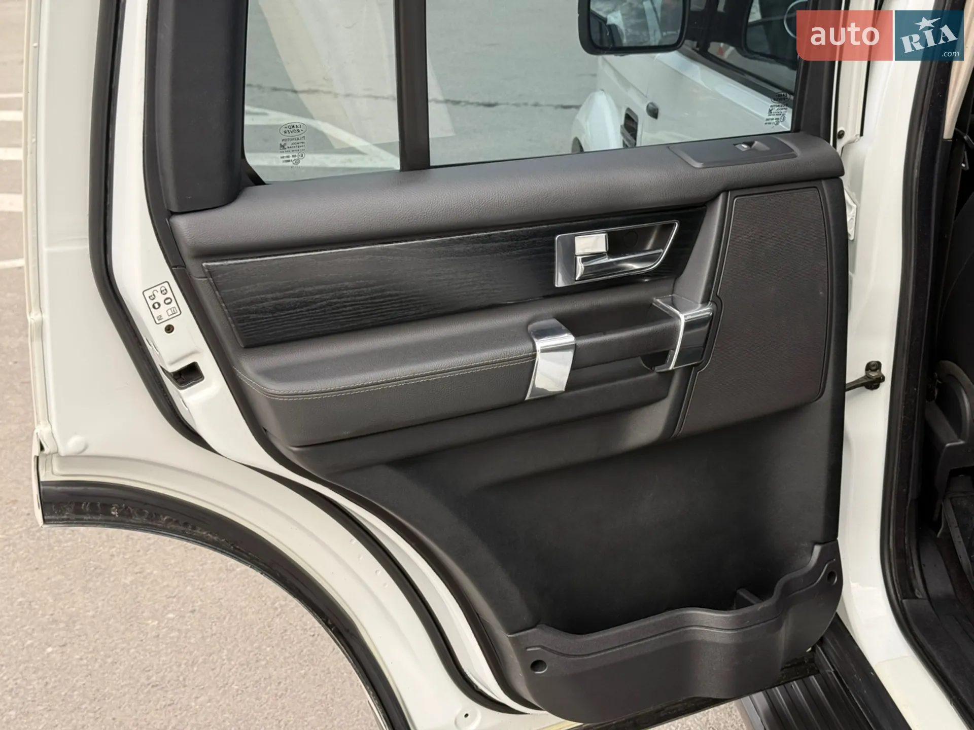 2012 Land Rover Discovery - мініатюра 38