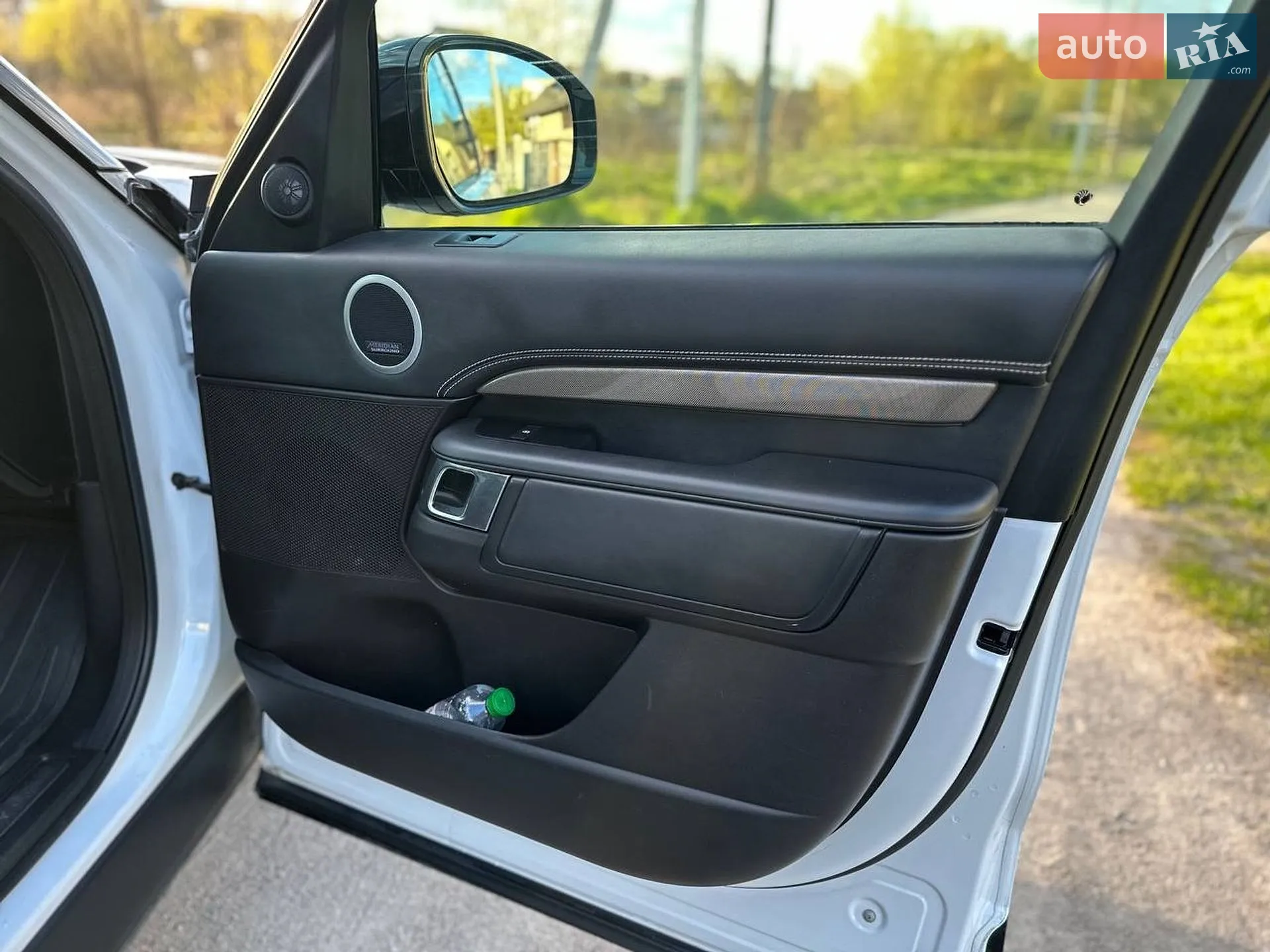 2018 Land Rover Discovery - мініатюра 20