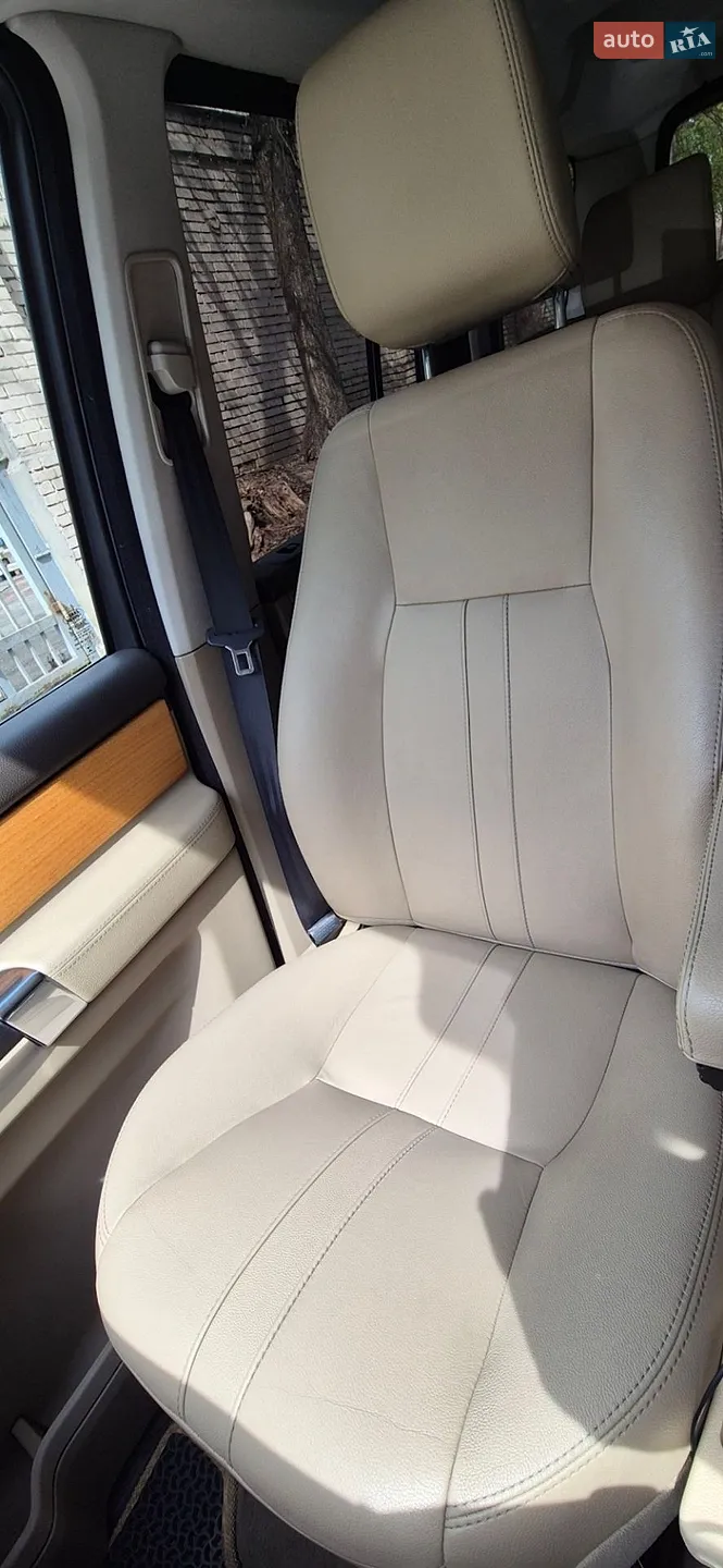 2013 Land Rover Discovery - мініатюра 13