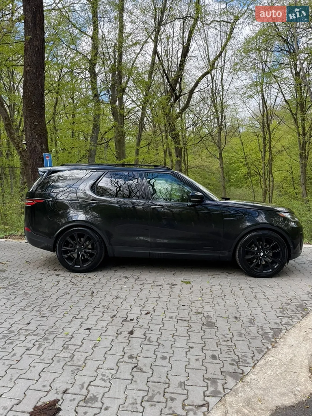 2017 Land Rover Discovery - мініатюра 4