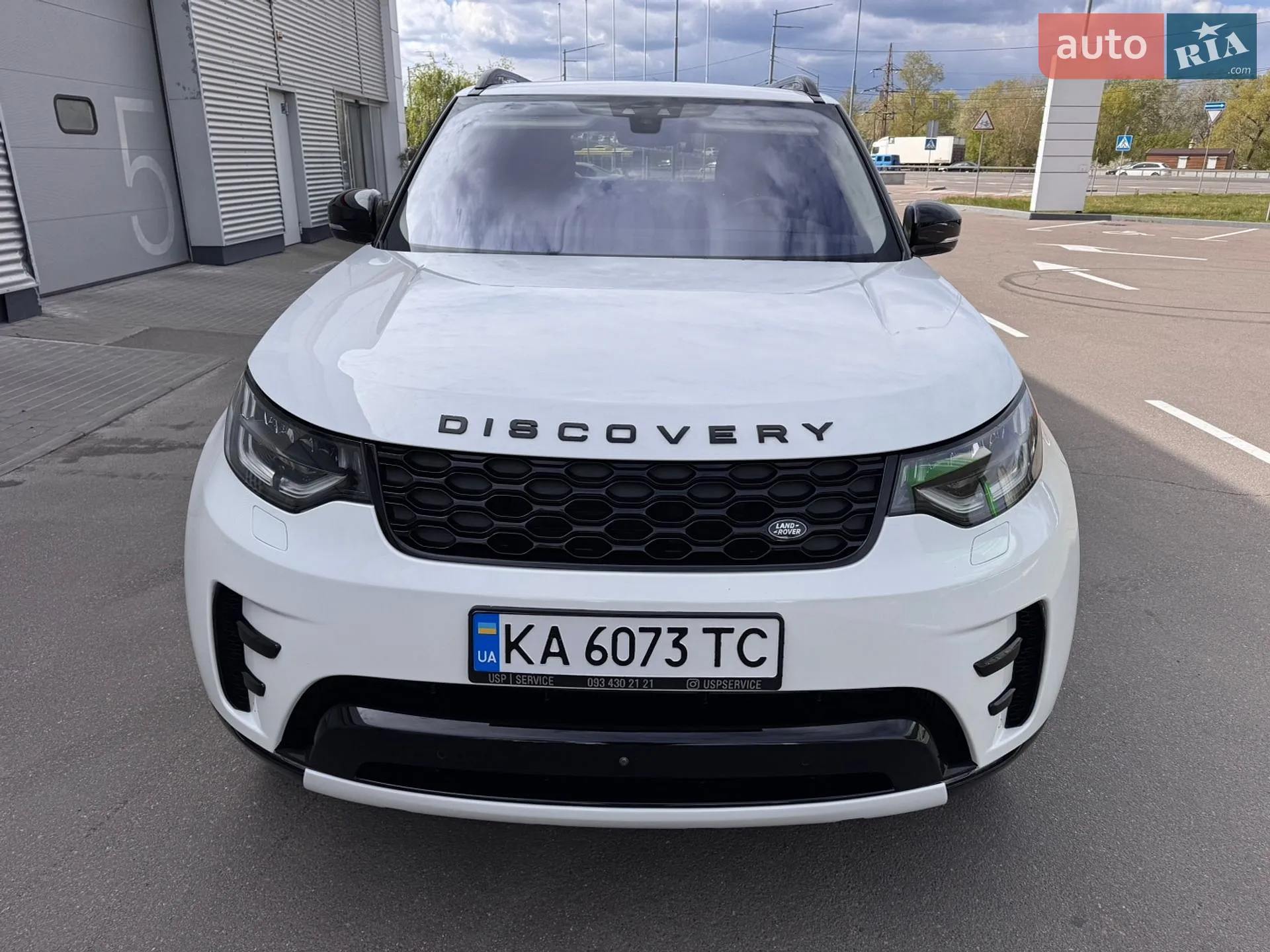 2017 Land Rover Discovery - мініатюра 38