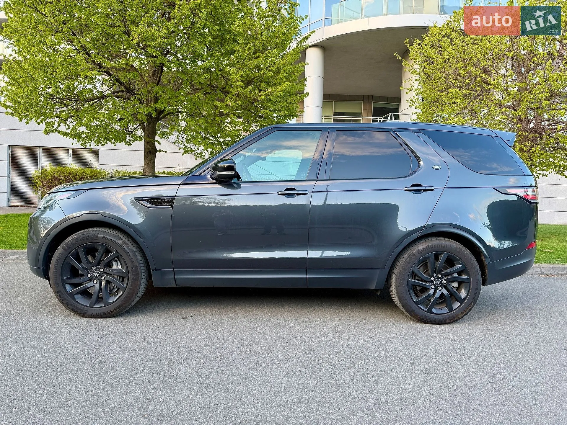 2018 Land Rover Discovery - мініатюра 12