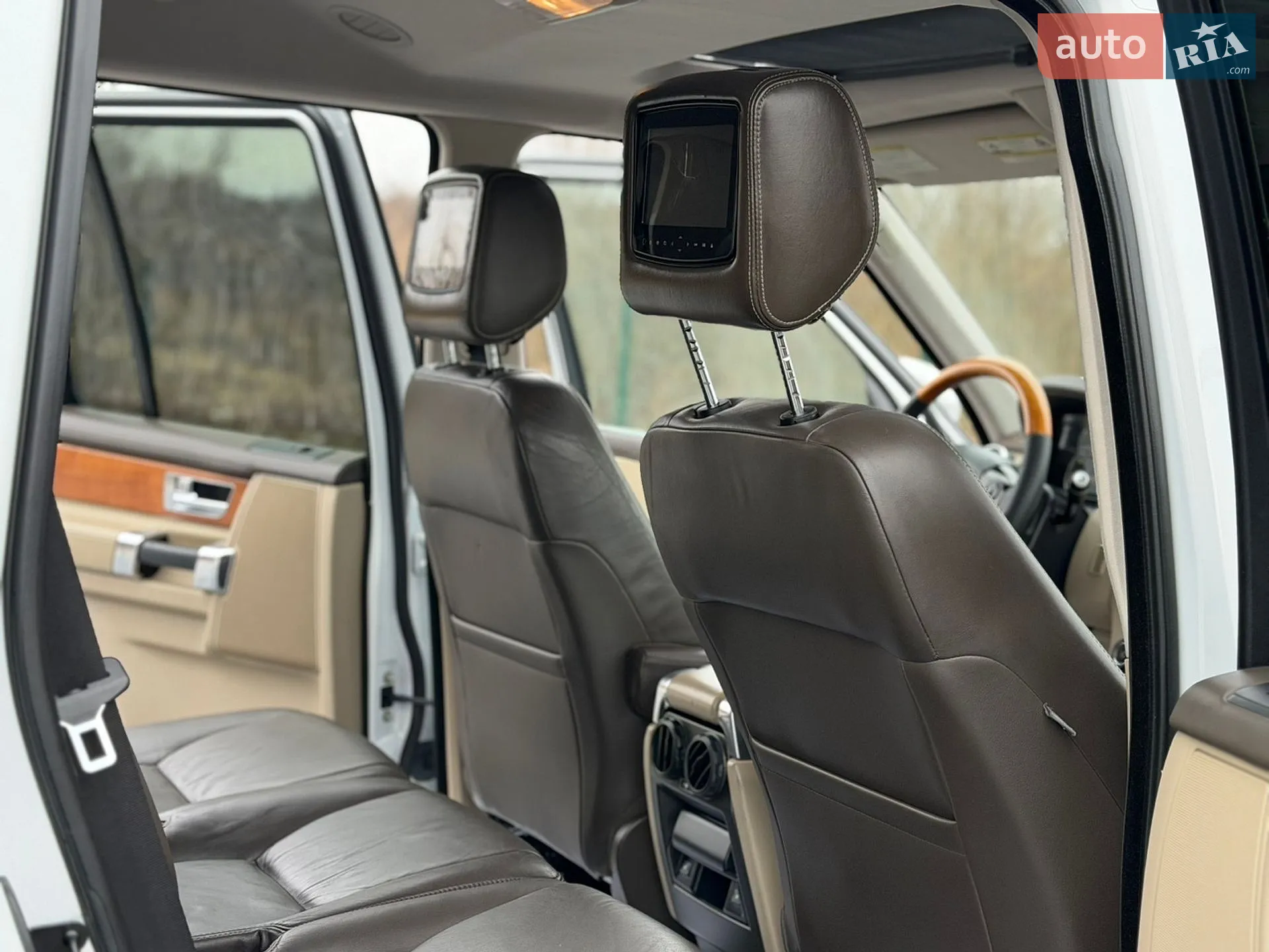 2016 Land Rover Discovery - мініатюра 50
