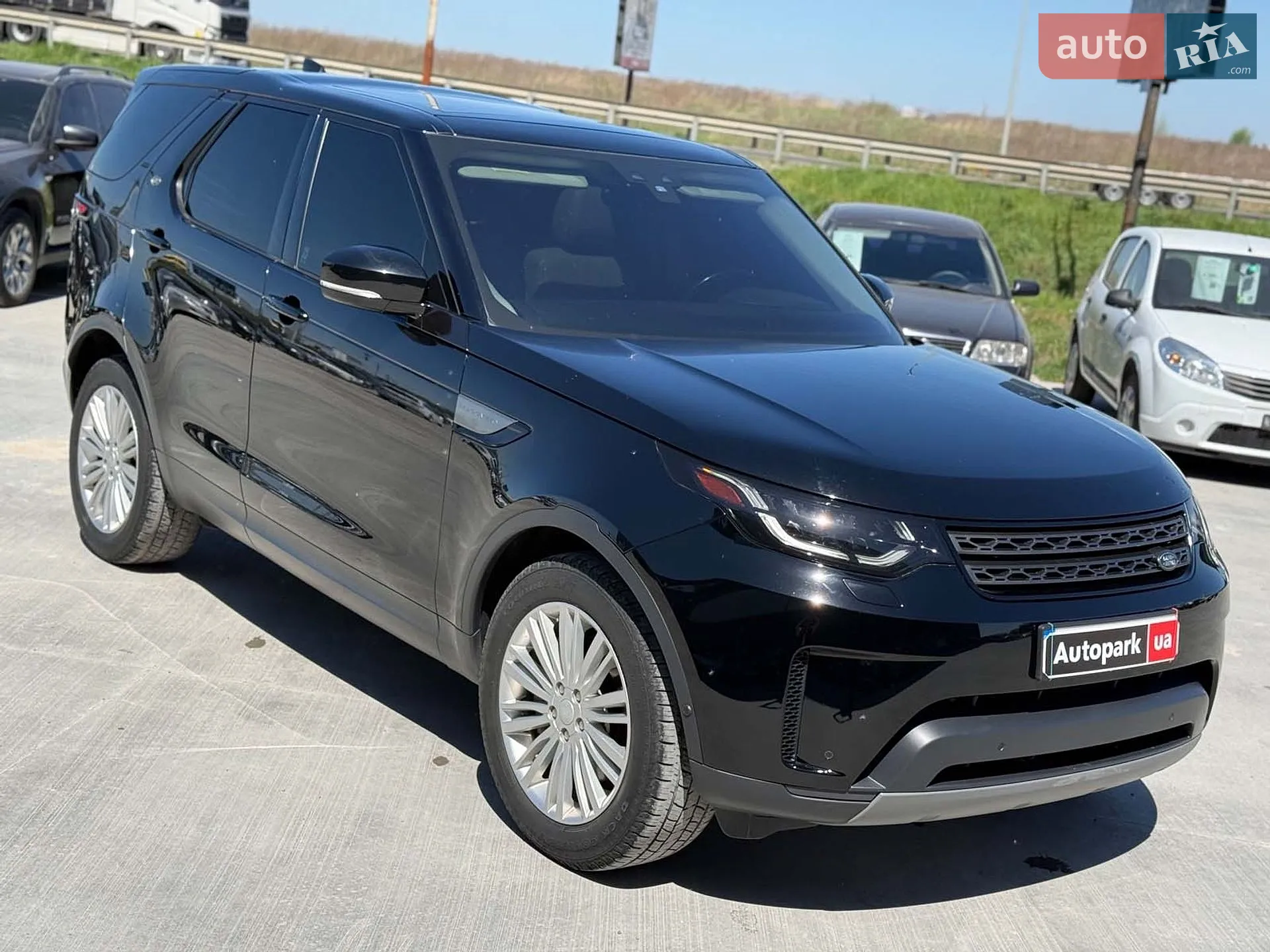 2019 Land Rover Discovery - мініатюра 22
