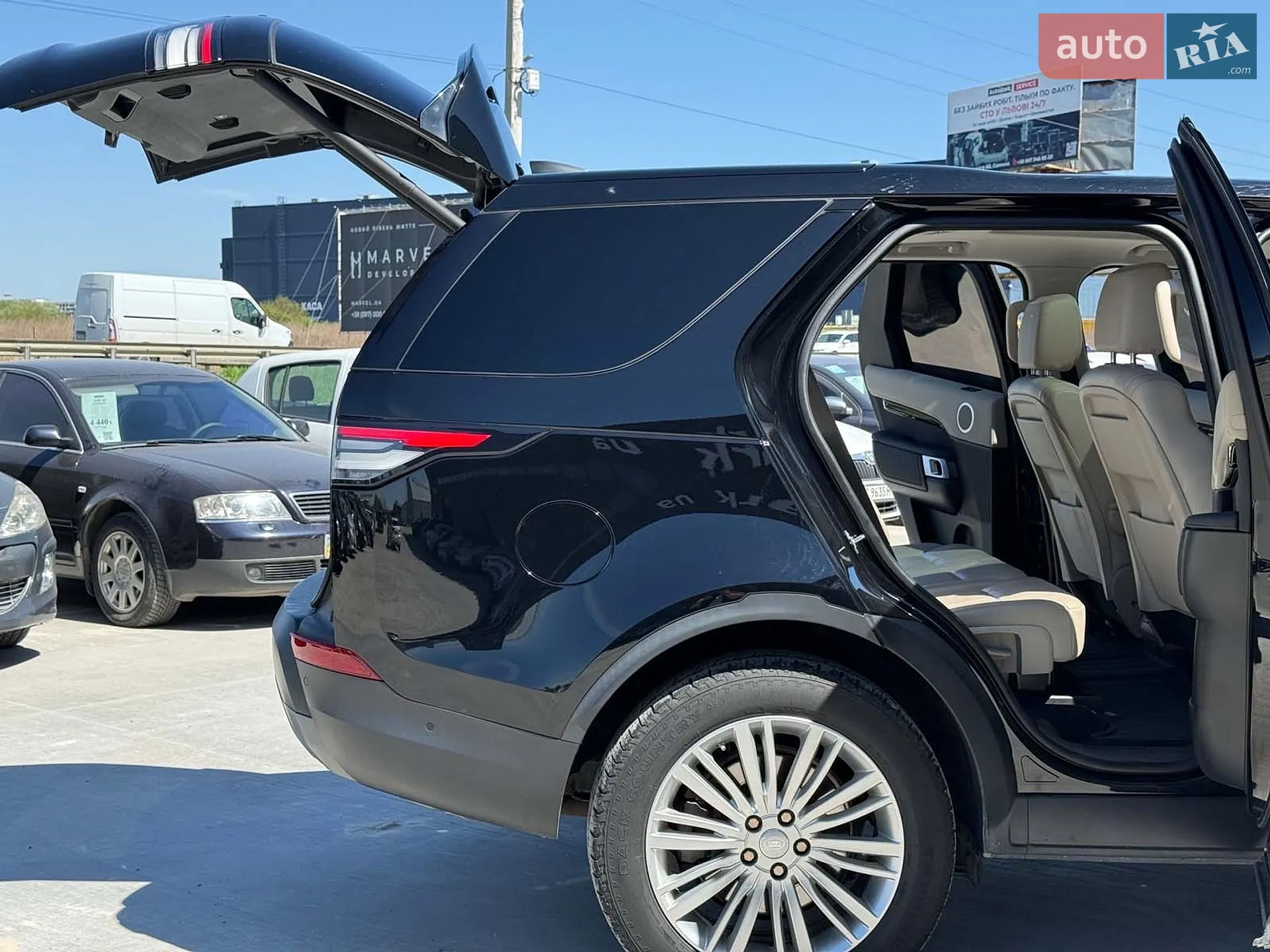 2019 Land Rover Discovery - мініатюра 52