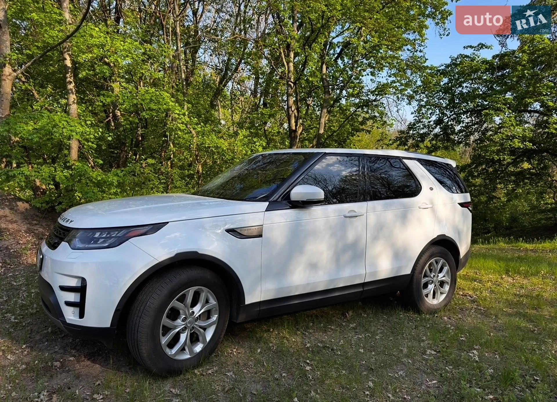 2019 Land Rover Discovery - мініатюра 11