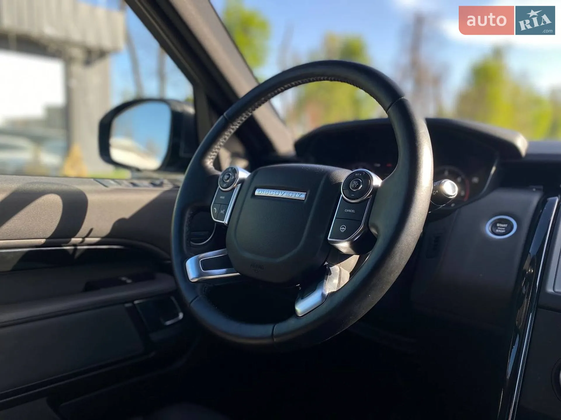 2018 Land Rover Discovery - мініатюра 49