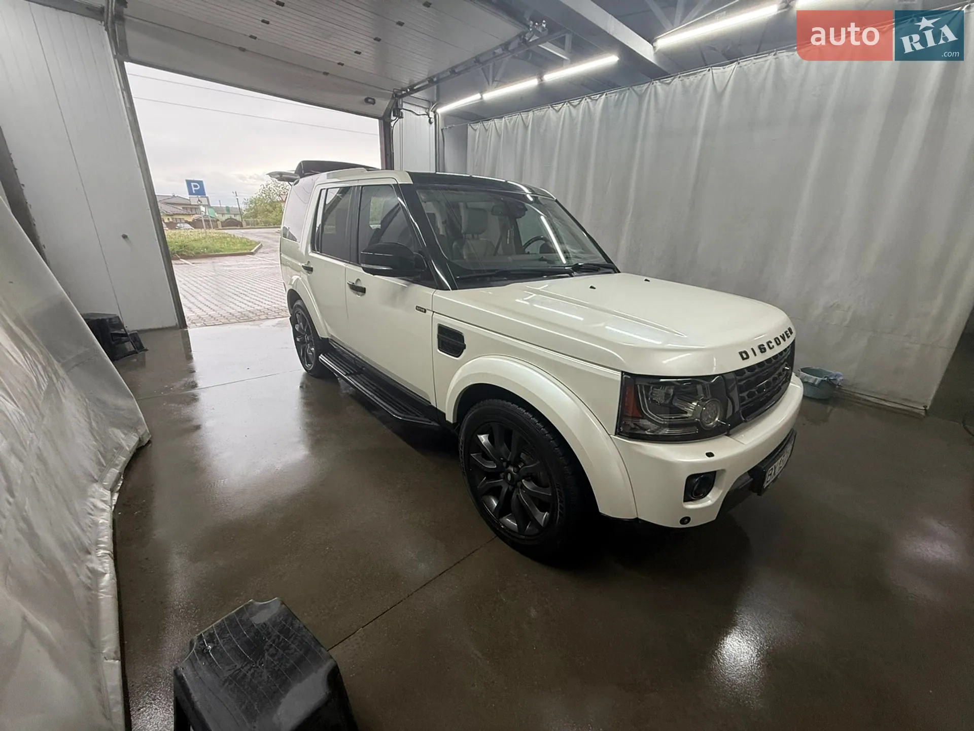 2015 Land Rover Discovery - мініатюра 18