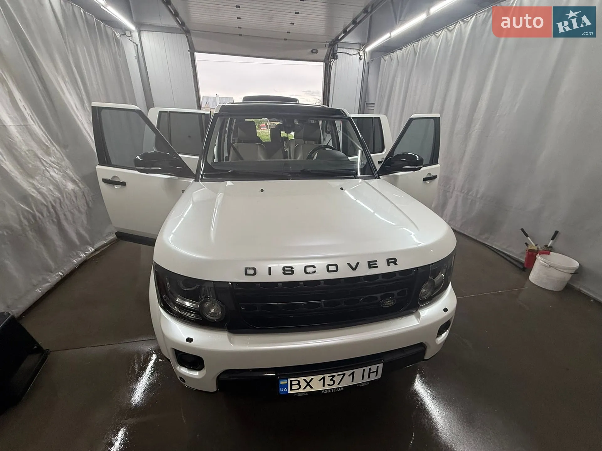 2015 Land Rover Discovery - мініатюра 21