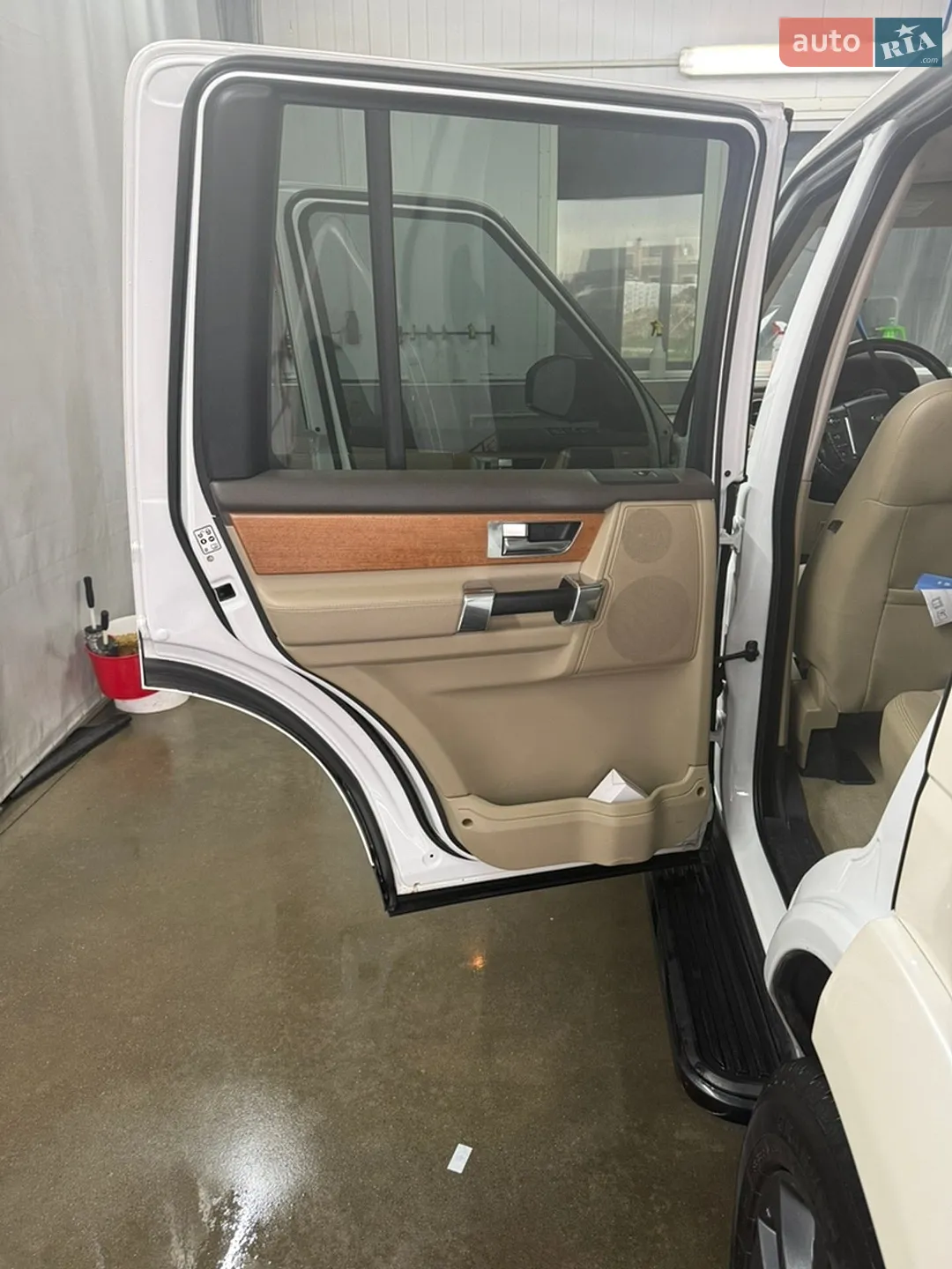 2015 Land Rover Discovery - мініатюра 40