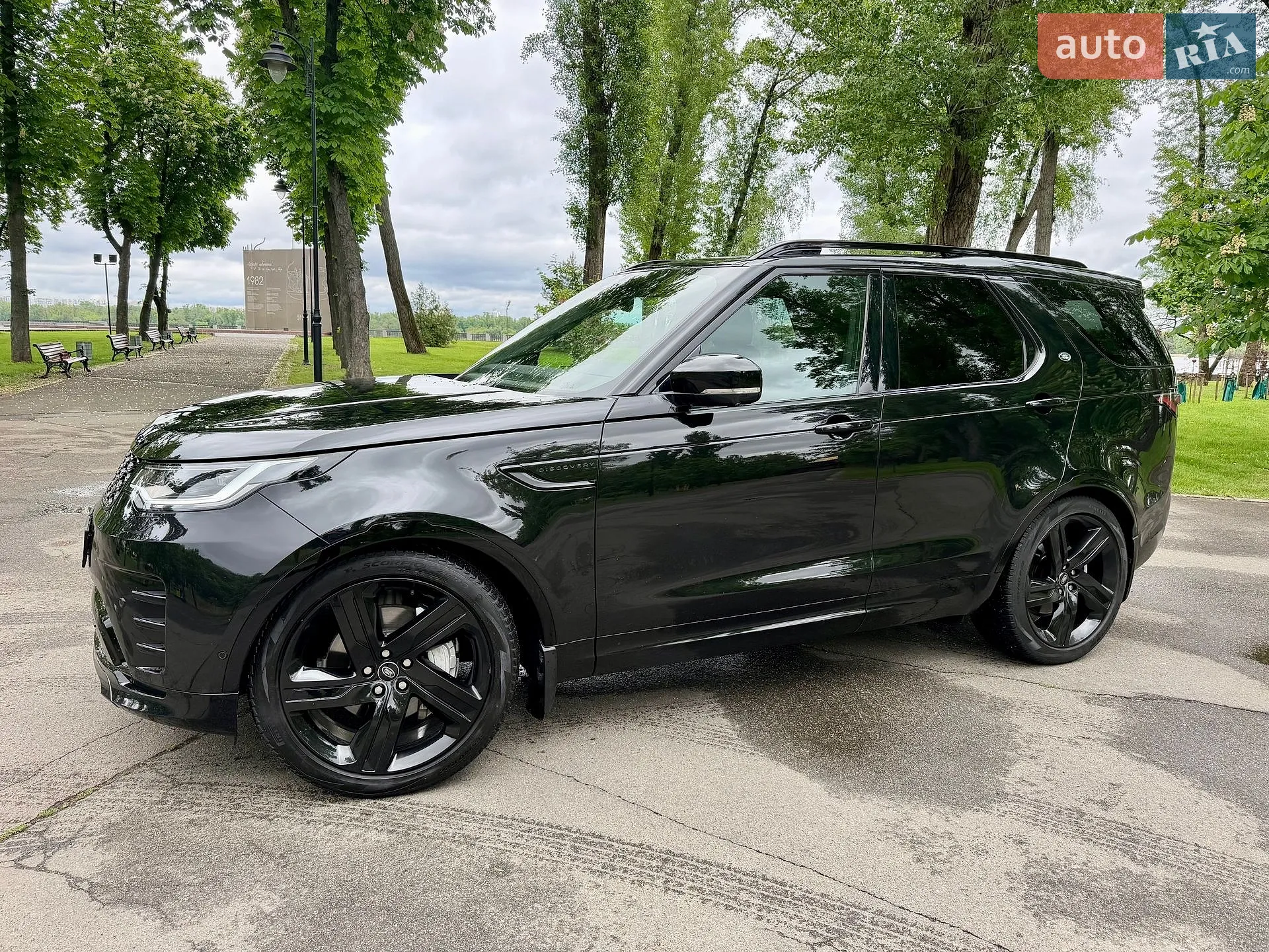 2023 Land Rover Discovery - мініатюра 5
