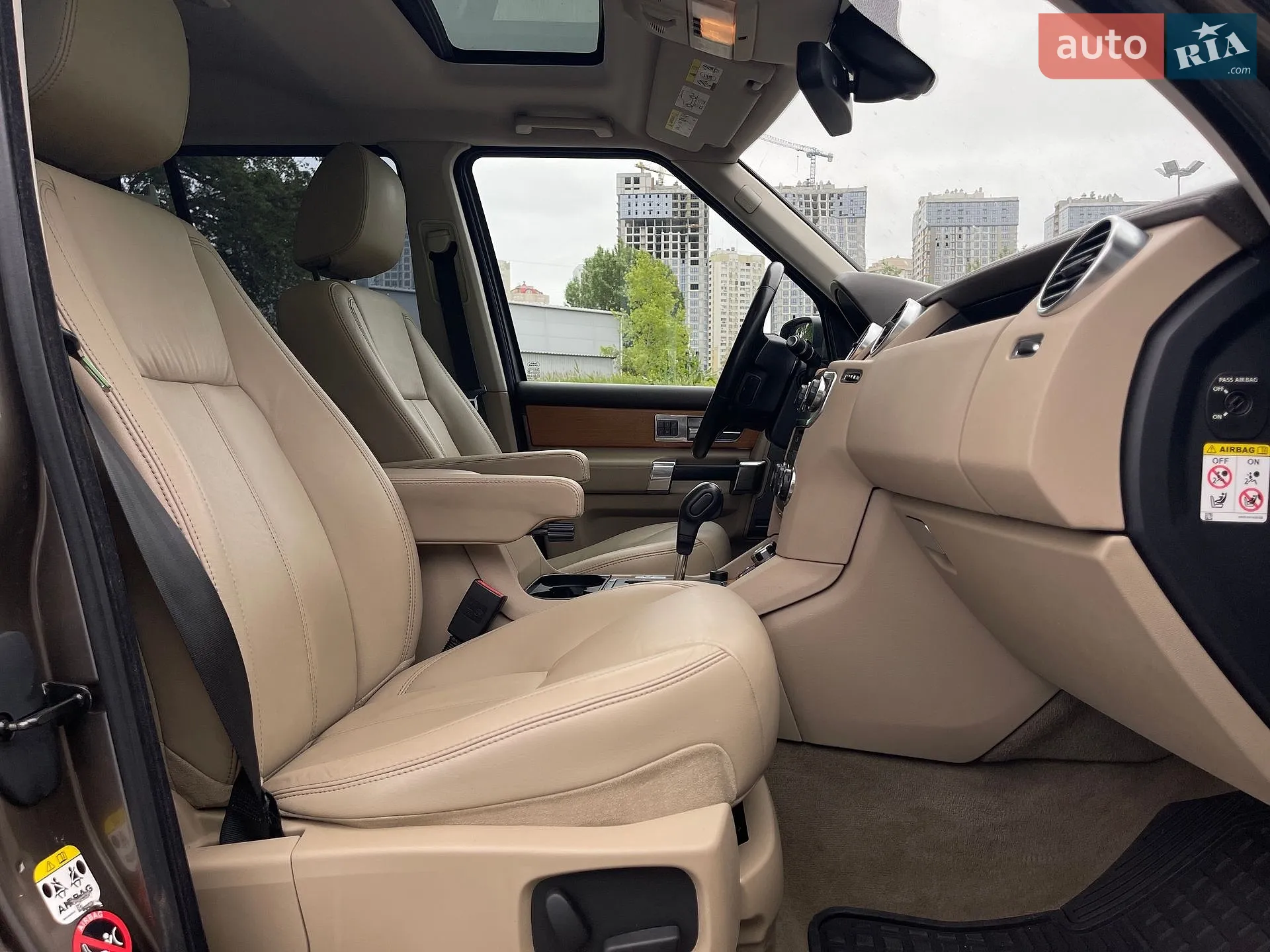 2011 Land Rover Discovery - мініатюра 27
