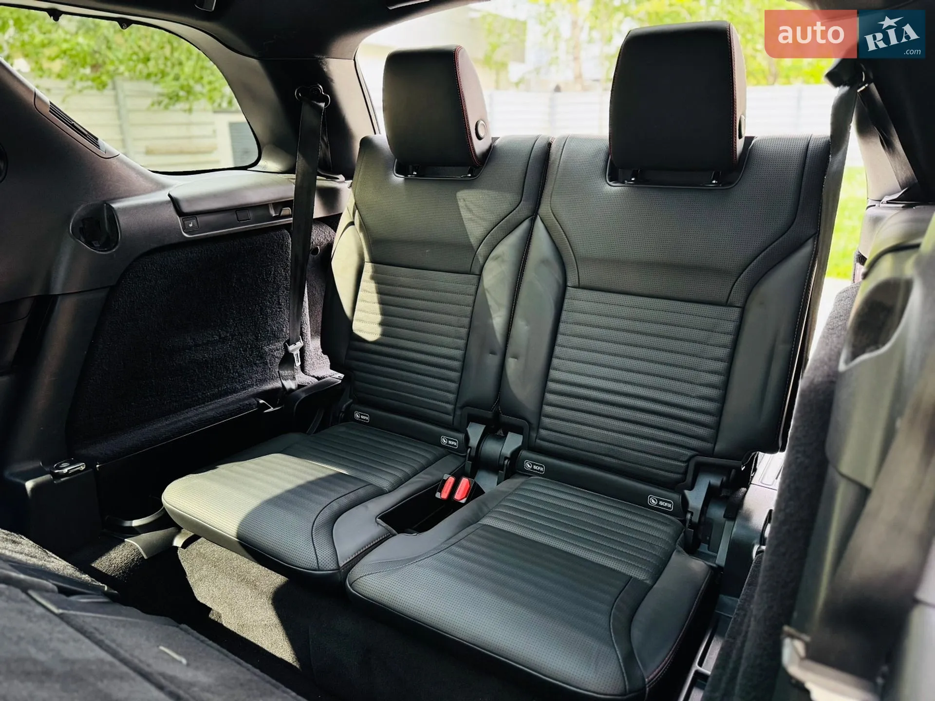 2017 Land Rover Discovery - мініатюра 11