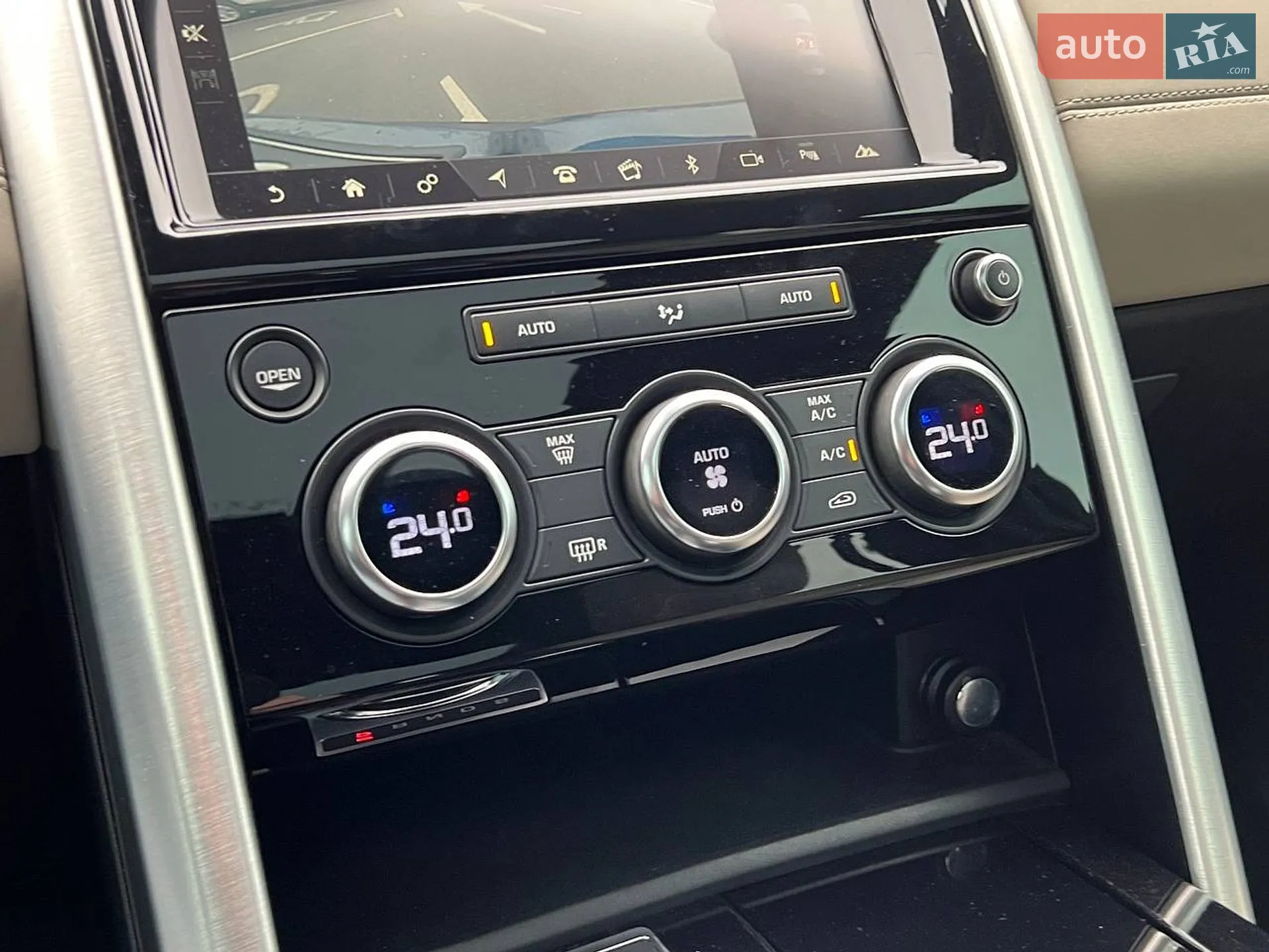 2018 Land Rover Discovery - мініатюра 37